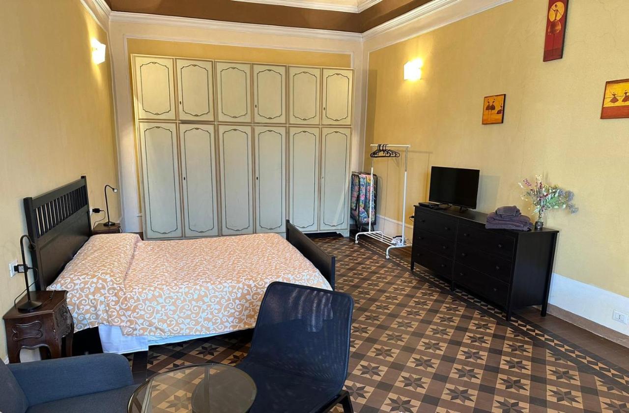 Casa Cavour Hotel Pontremoli Bagian luar foto